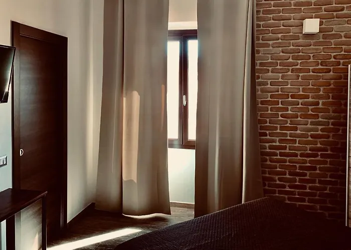 Loft Nocleg ze śniadaniem 3*