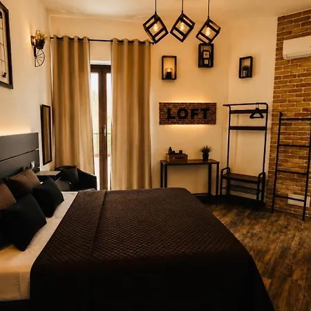 Bed & Breakfast Loft 3*