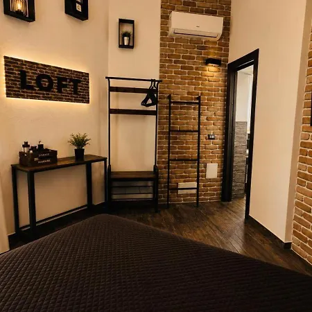Bed & Breakfast Loft